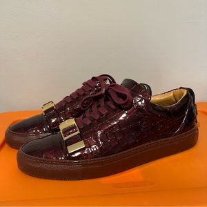 Men’s Buscemi 50 MM Strap Burgundy Croc Sneakers Low Top